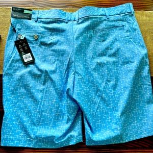 NWT size 42 Walter Hagen golf shorts!
